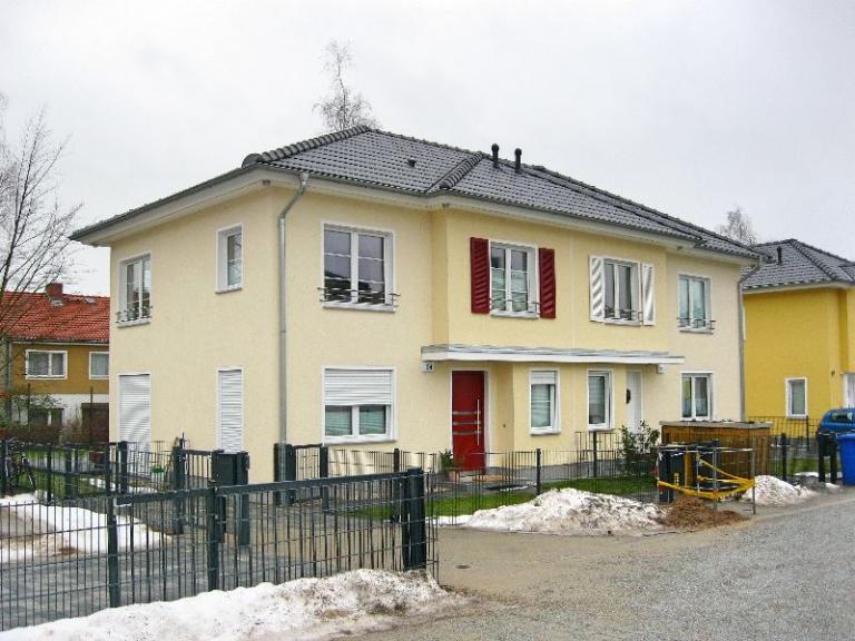 modernes Doppelhaus