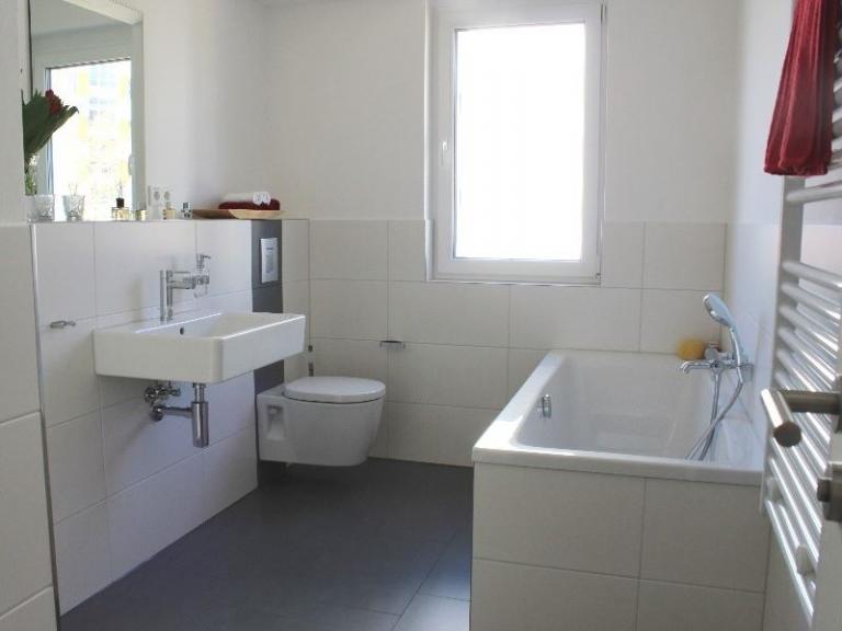 Badezimmer mit Badewanne TeltowWohnen