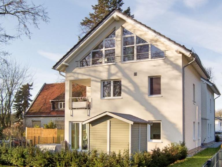 Mehrfamilienhaus mit Satteldach